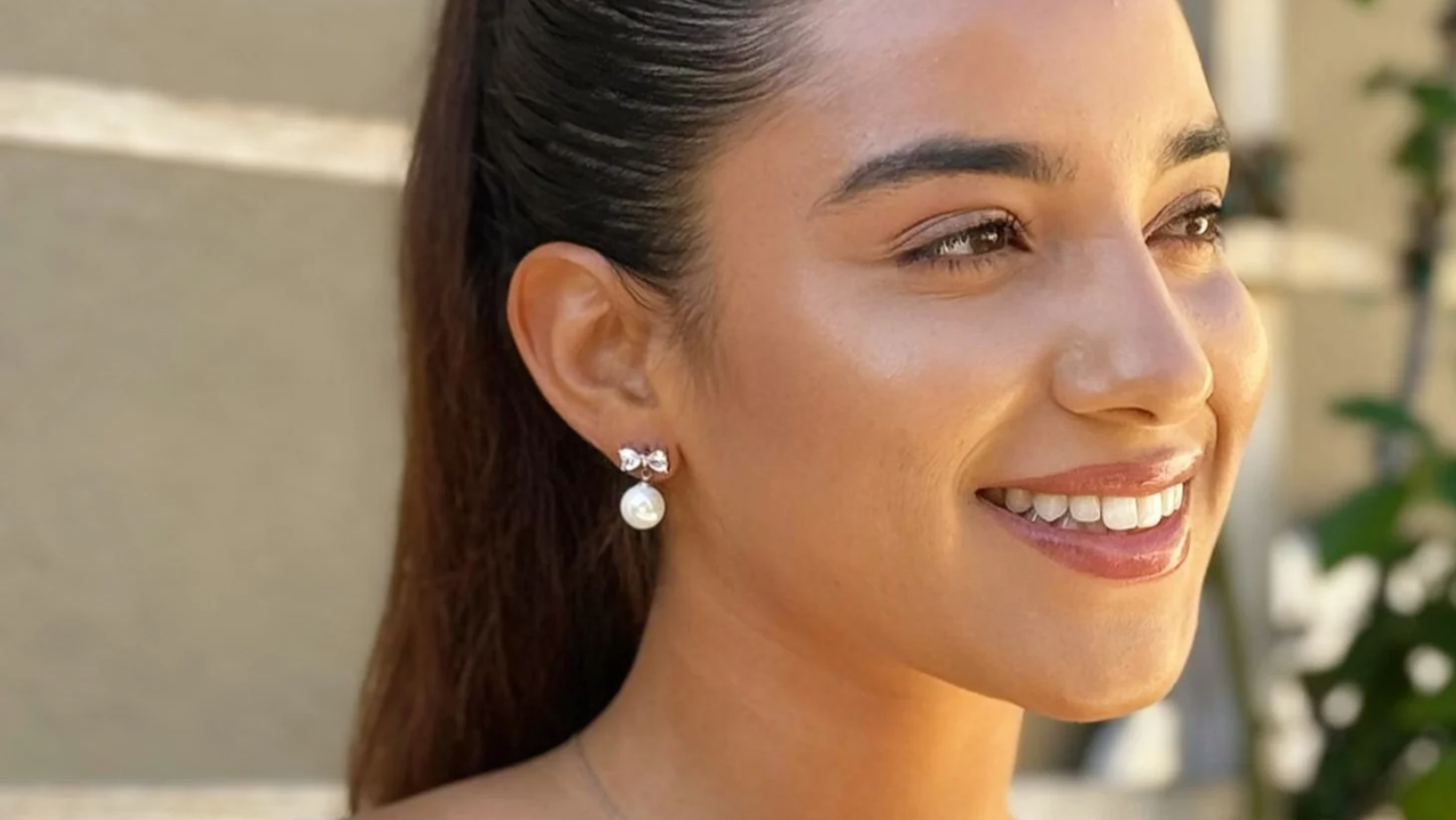 What Your Jewelry Says About You: Pearls and Personality