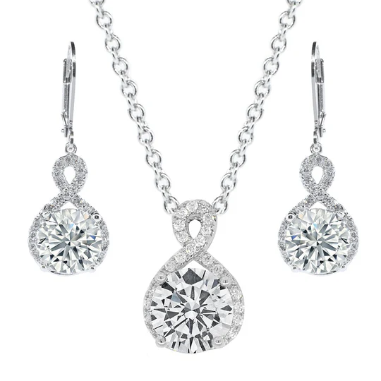 An image of a jewelry set from Cate & Chloe 