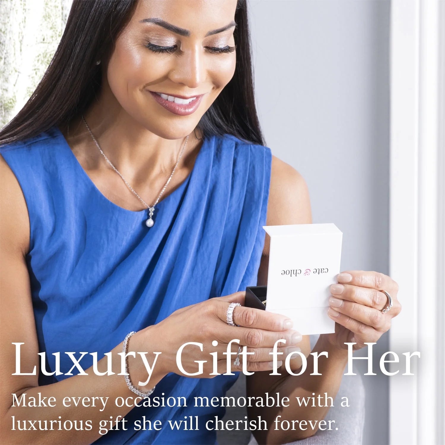 Louise 18k White Gold Plated Mama Necklace with Swarovski Crystals & Heartfelt Message for Mom