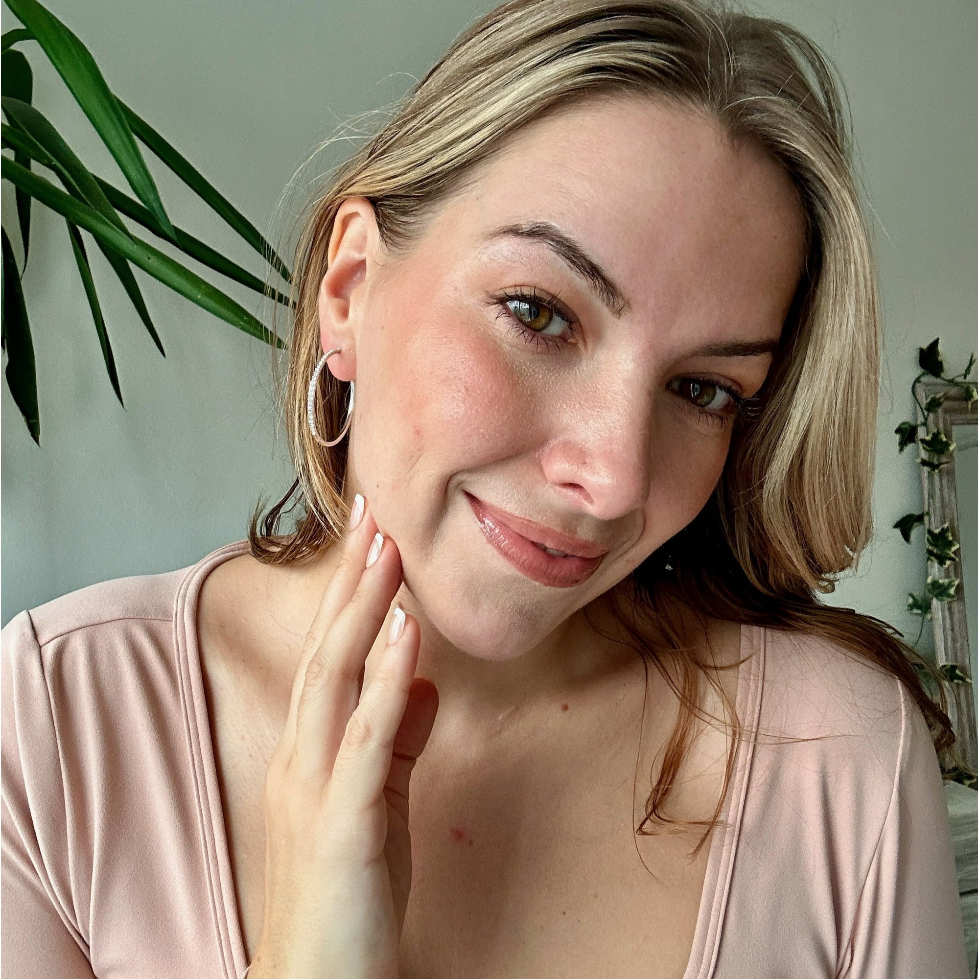 Cate & Chloe Earrings Pack of 2 - Bianca, Leslie 18k White Gold Plated Hoop Earrings