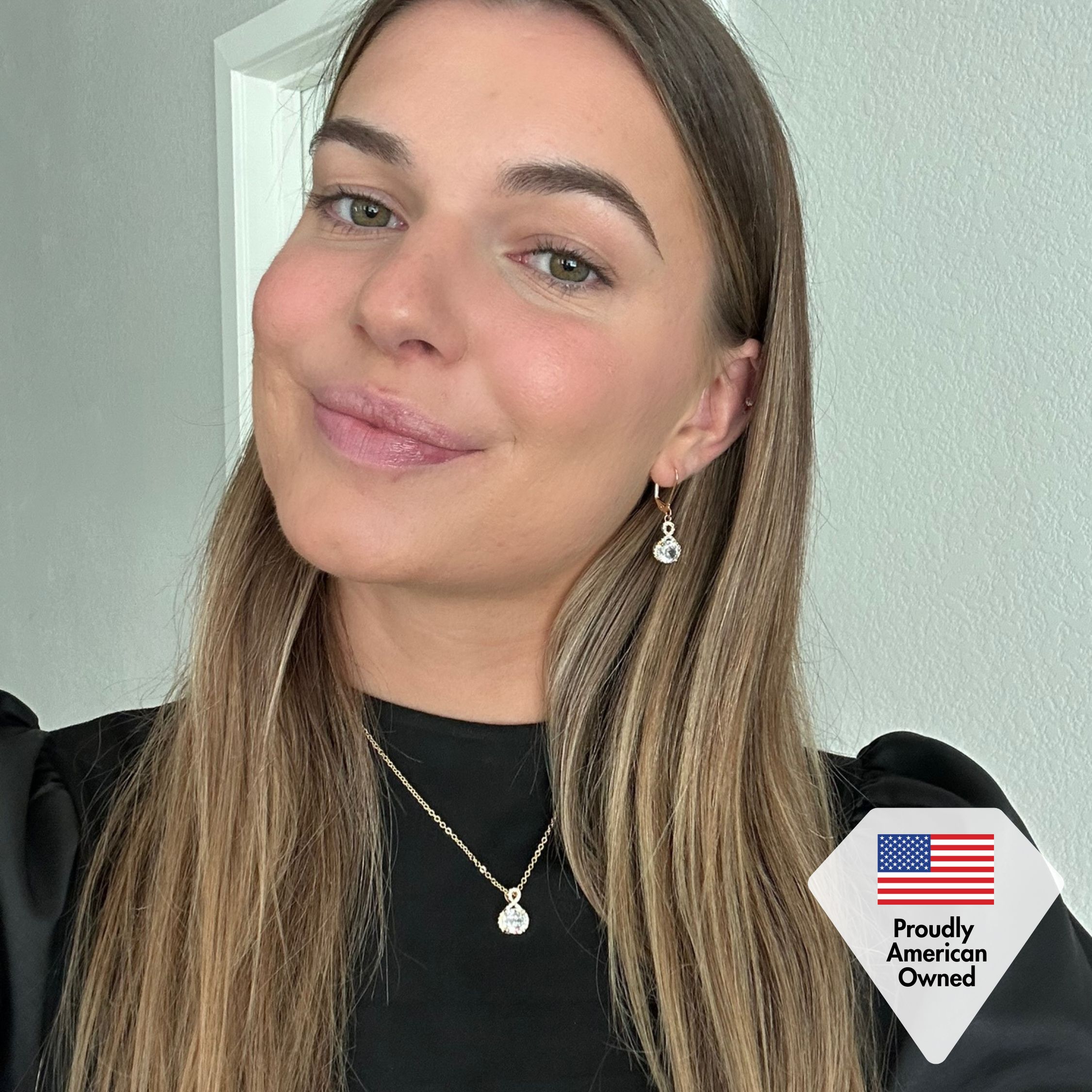 Alessandra 18k White Gold Plated Infinity Halo Pendant Necklace with Simulated Diamond Crystals