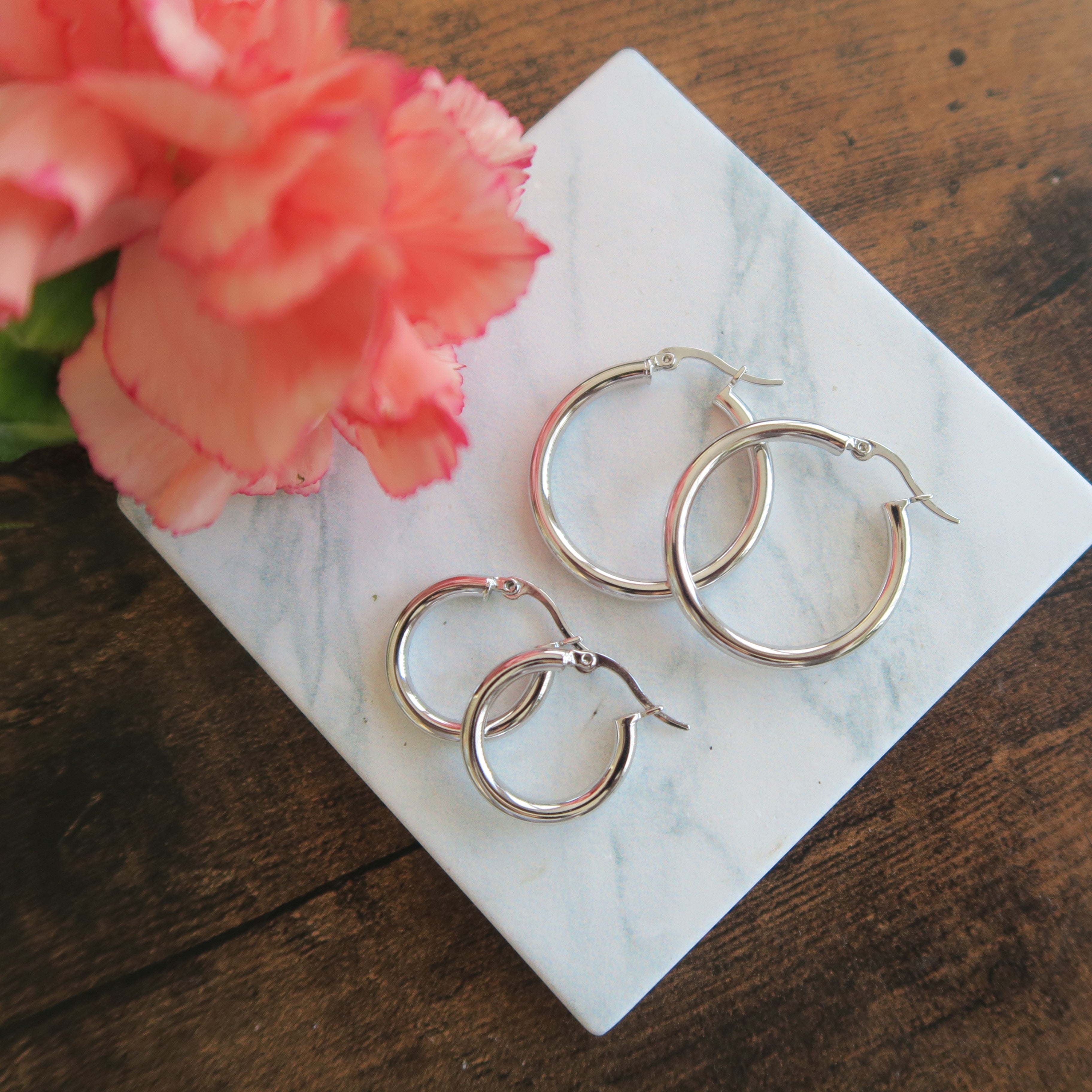 Amy 18k White Gold Plated 20mm/30mm Hoop Earrings