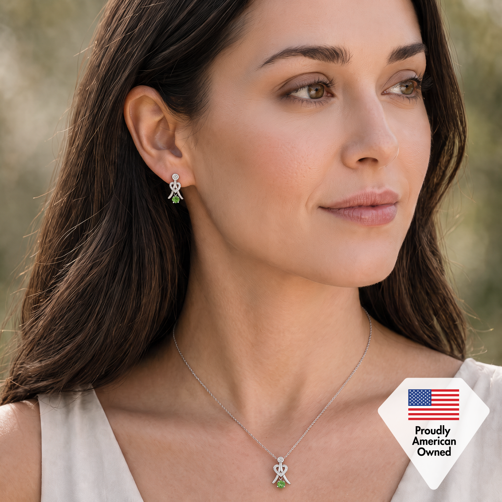 Aretes Serenity con Piedra Natal Chapados en Oro Blanco de 18k con Cristales de Talla Redonda