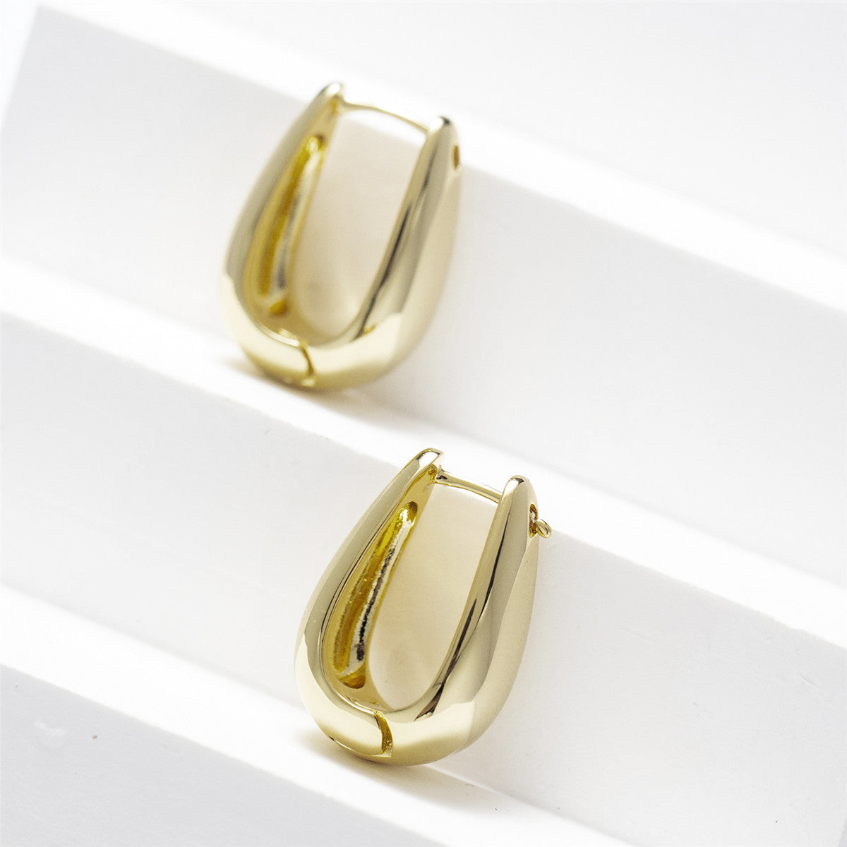 Salma 18k White Gold Plated 15mm Chunky U-Shaped Hoop Earrings