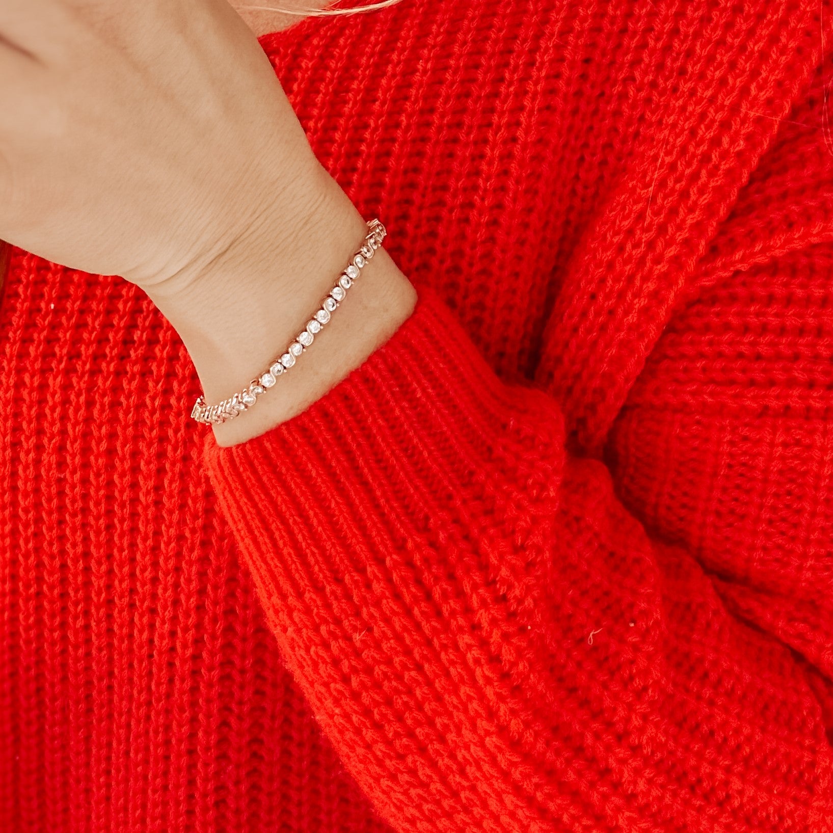 Ezra 18k White Gold Plated Infinity Tennis Bracelet with Simulated Diamond Crystals