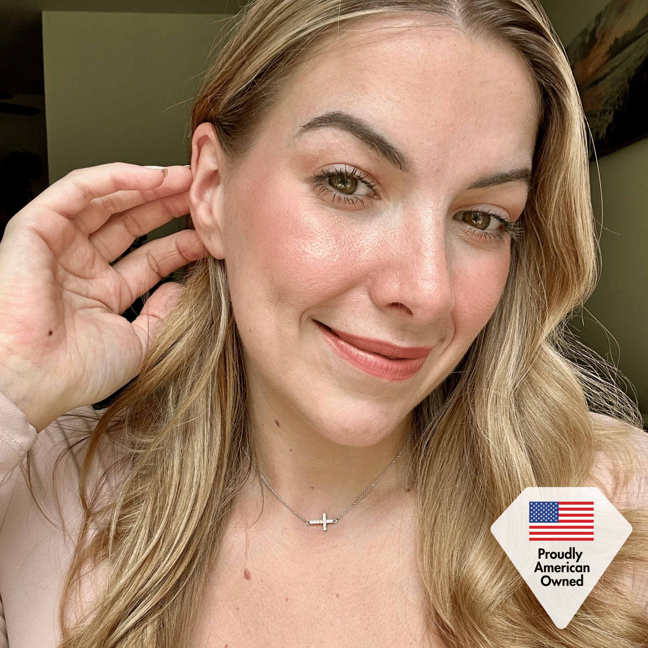 Joy 18k White Gold Plated Cross Pendant Necklace with Swarovski Crystals