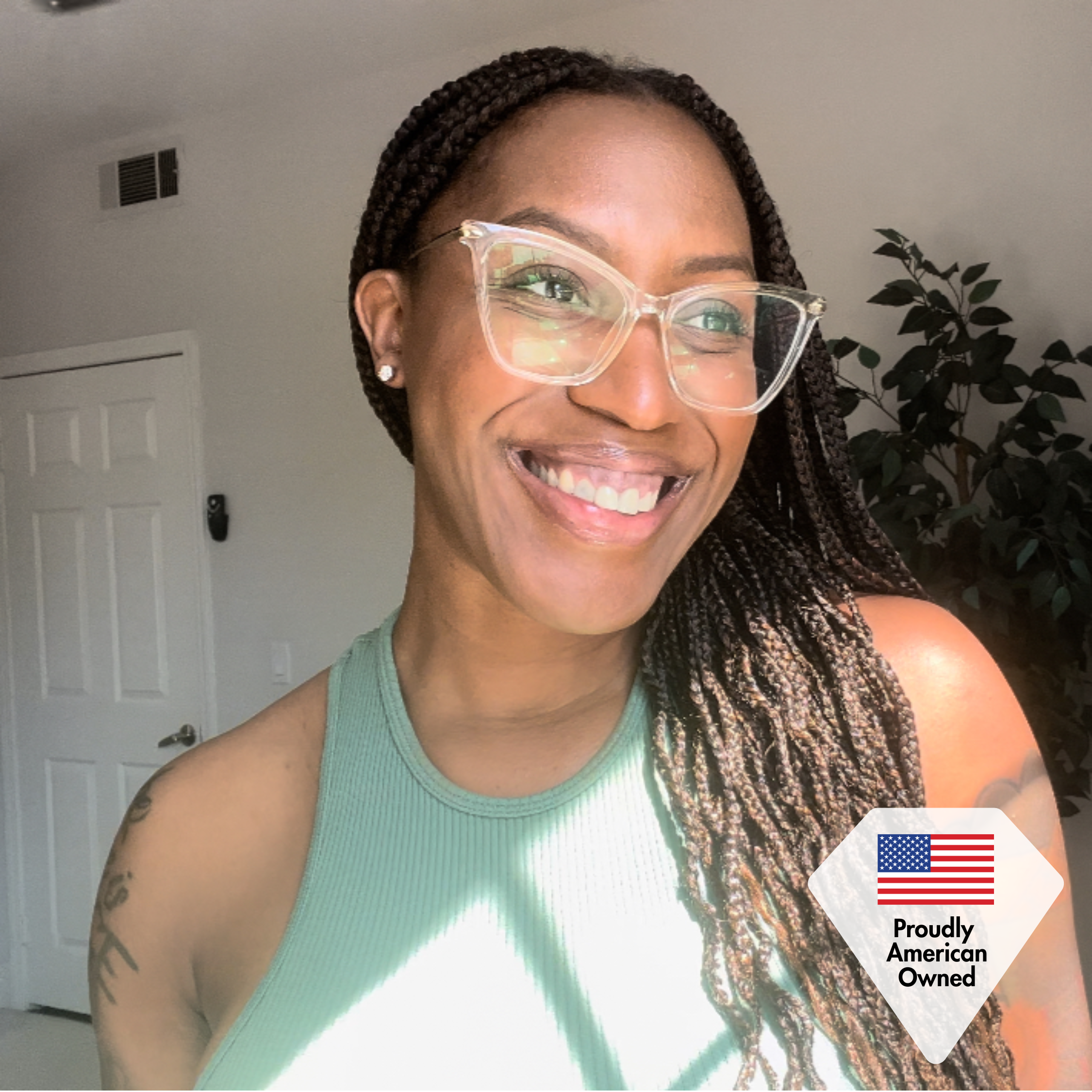 Remy 18k White Gold Plated Stud Earrings with Heart Accents and Swarovski Crystals