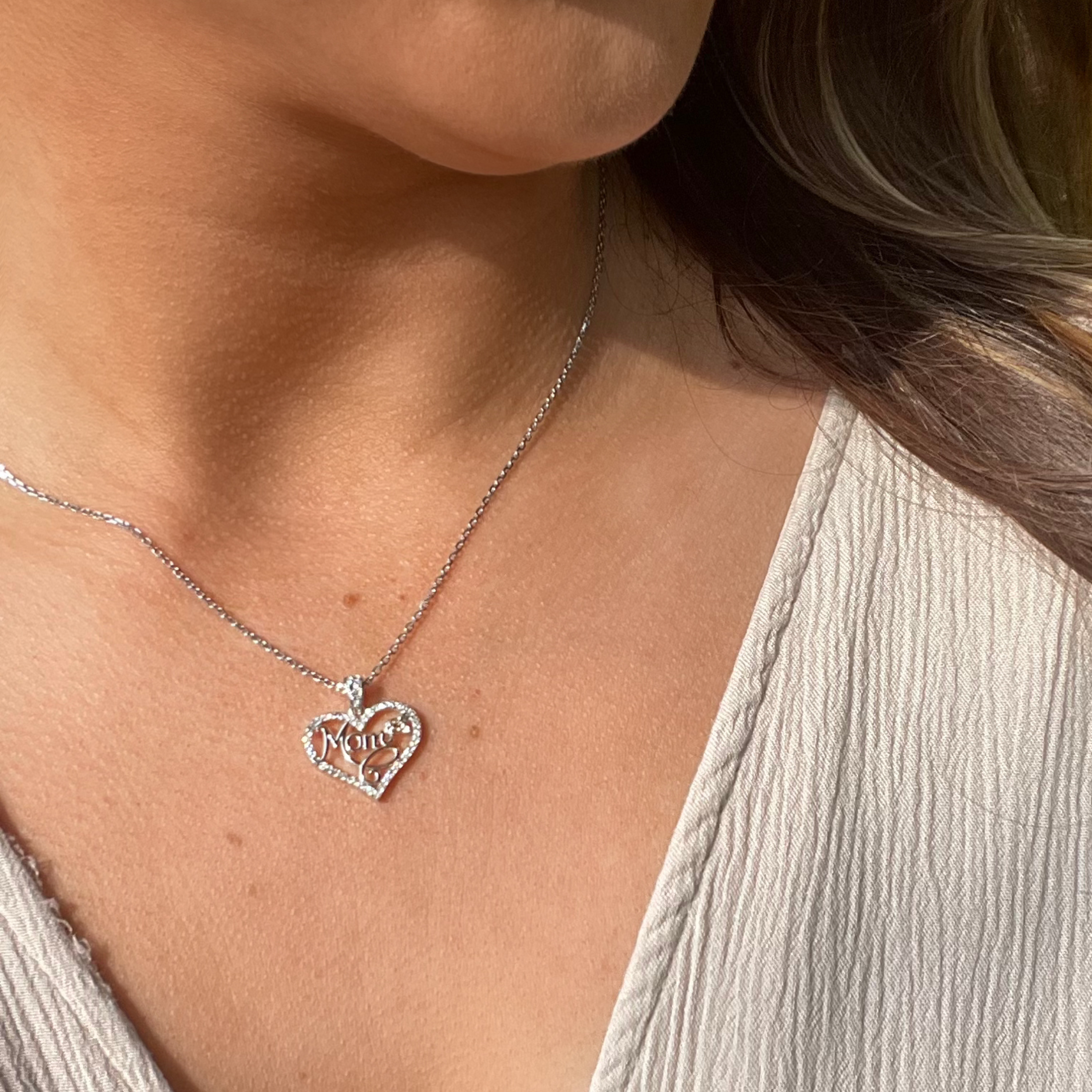 Rhonda 18k White Gold Plated Mom Heart Necklace with Swarovski Crystals - FAB FAV