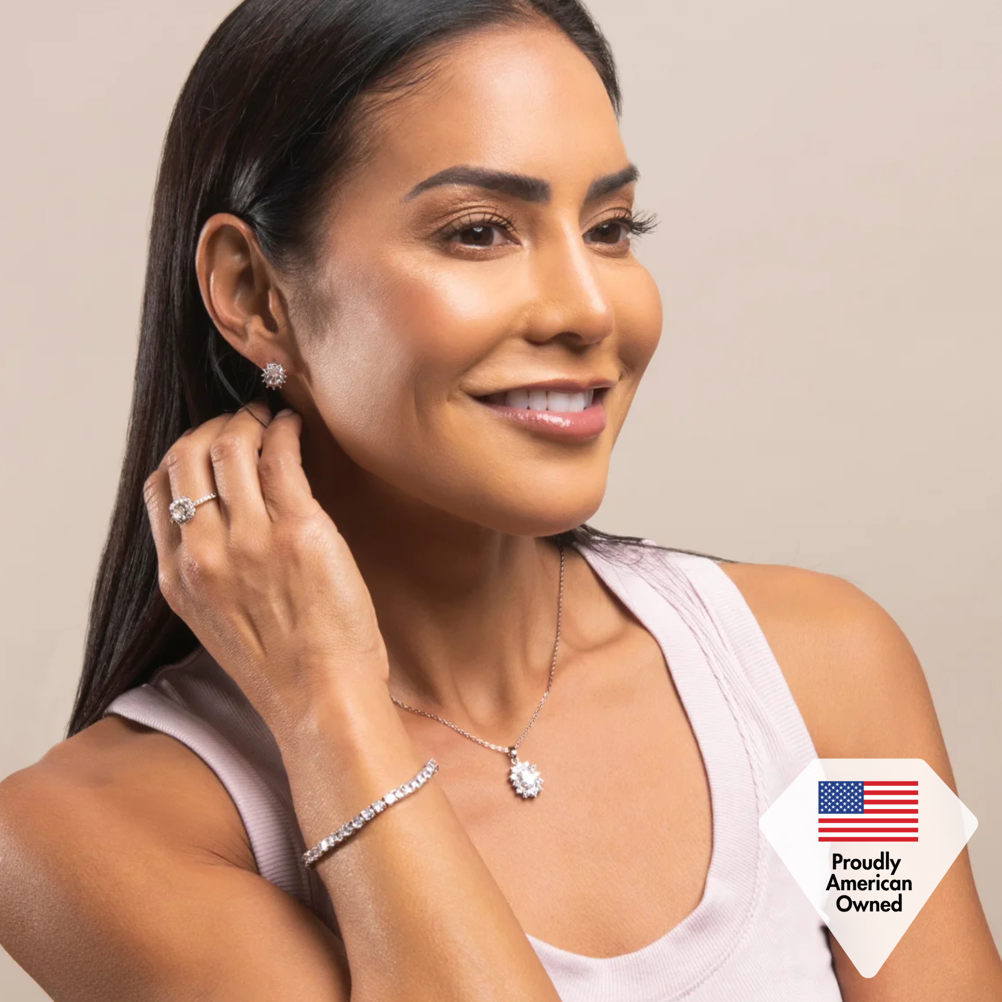 Sage 18k White Gold Plated Pendant Necklace with Oval Cut Simulated Diamond Crystals