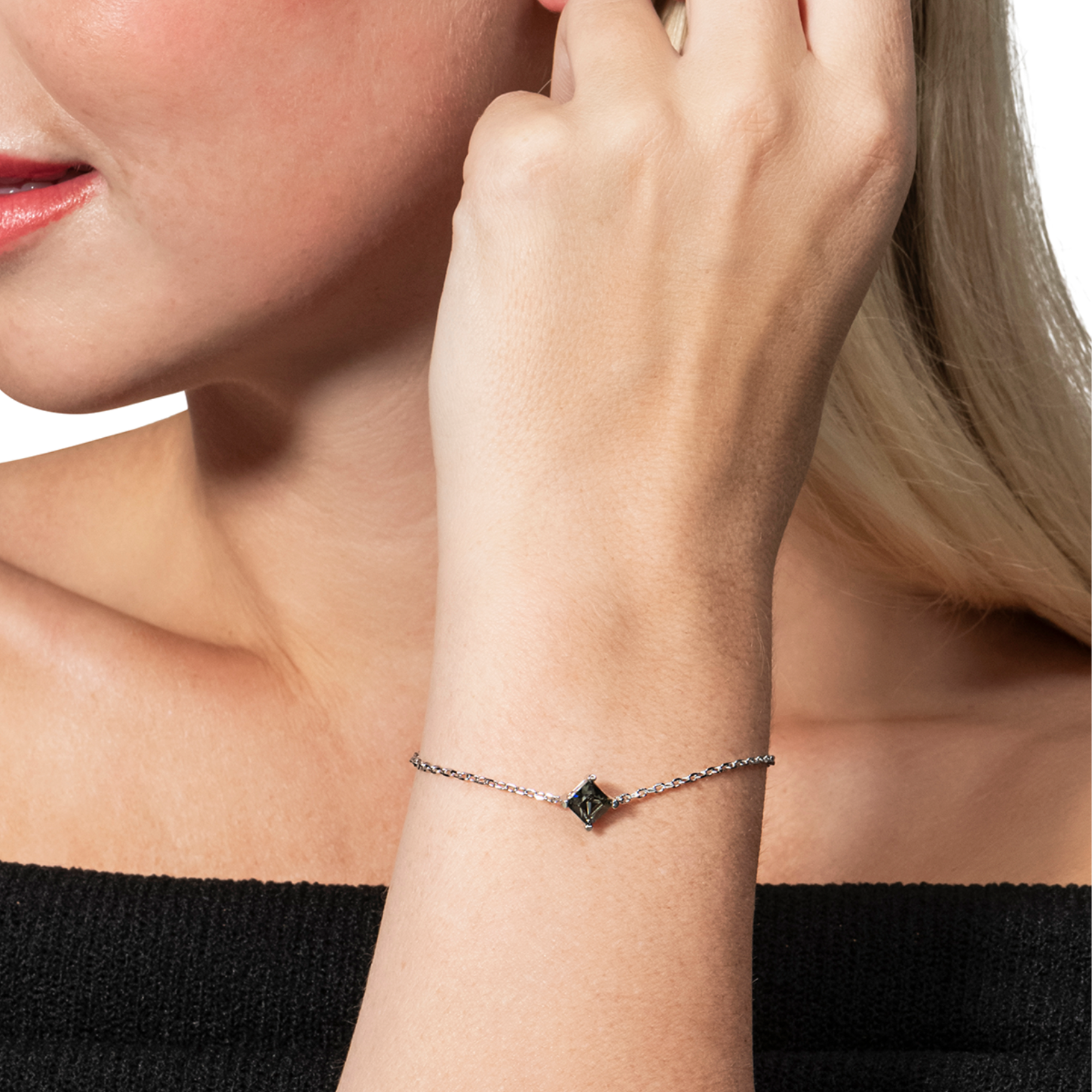 Samantha 18k White Gold Plated Bracelet with Black Swarovski Crystal - FAB FAV